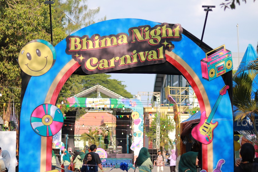 Ribuan Pengunjung Tumpah Ruah Memeriahkan Bhima Night Carnival (BNC)